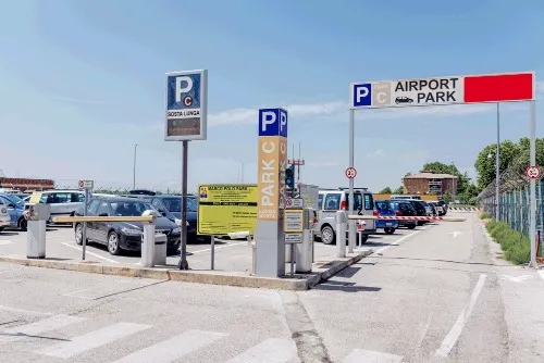 Parcheggio Park C Aeroporto Treviso
