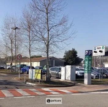Parcheggio P3 Aeroporto Venezia foto 1